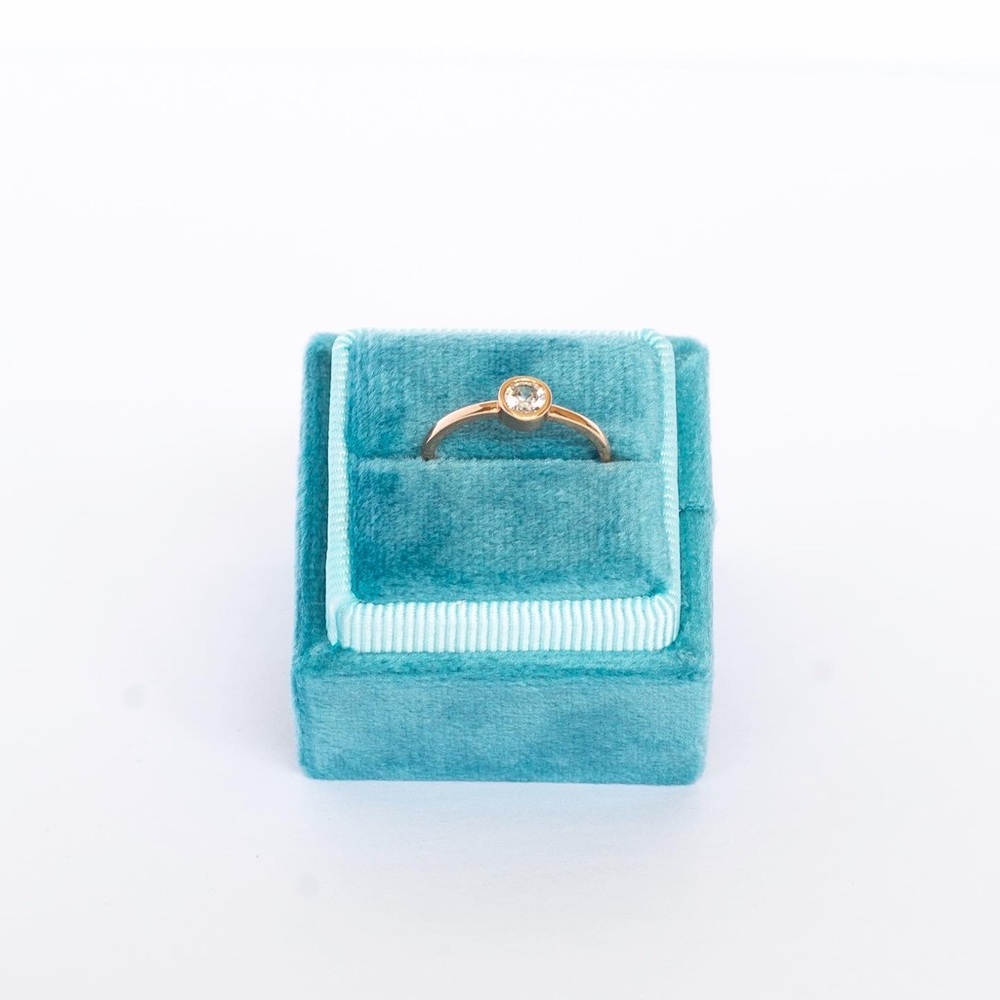 Banana Republic Delicate Stone Stackable Rings - Picture 3 of 4